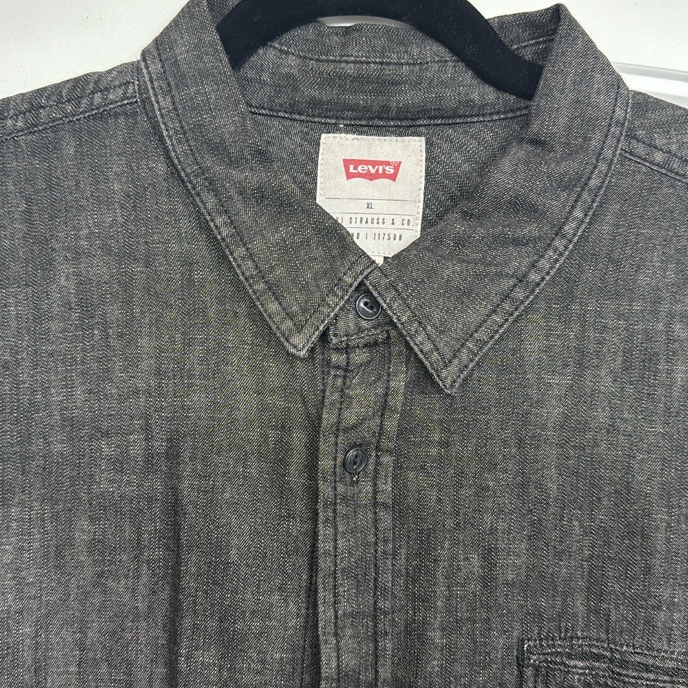 Levi’s Men’s Long-sleeve XL (with tags) - Picture 2 of 3